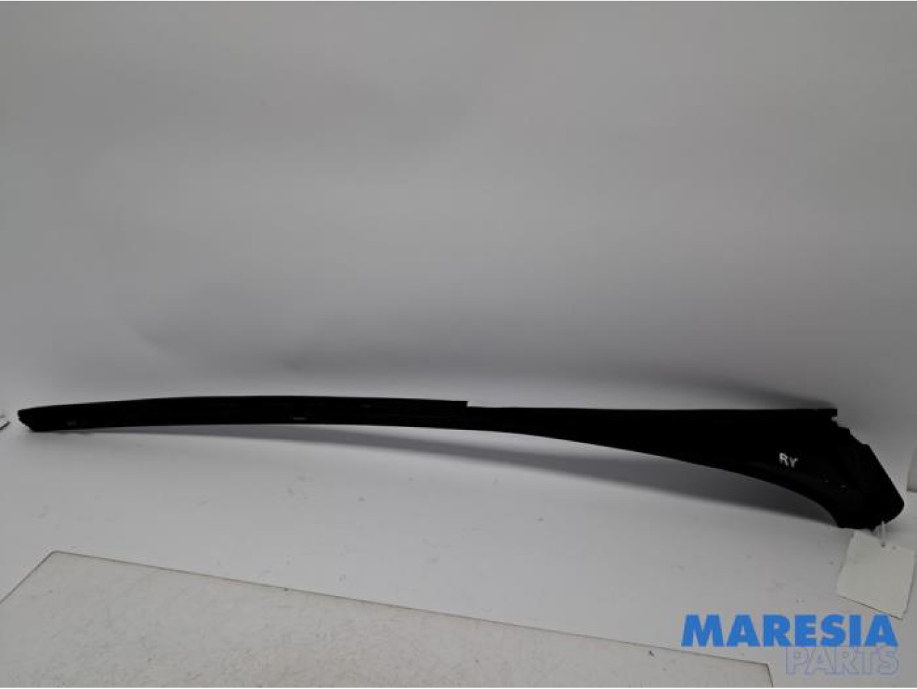 Renault - Trafic - Voorruitlijst