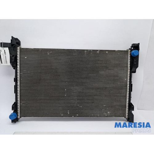 Renault - Trafic - Radiator