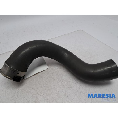 Renault - Trafic - Intercooler Schlauch