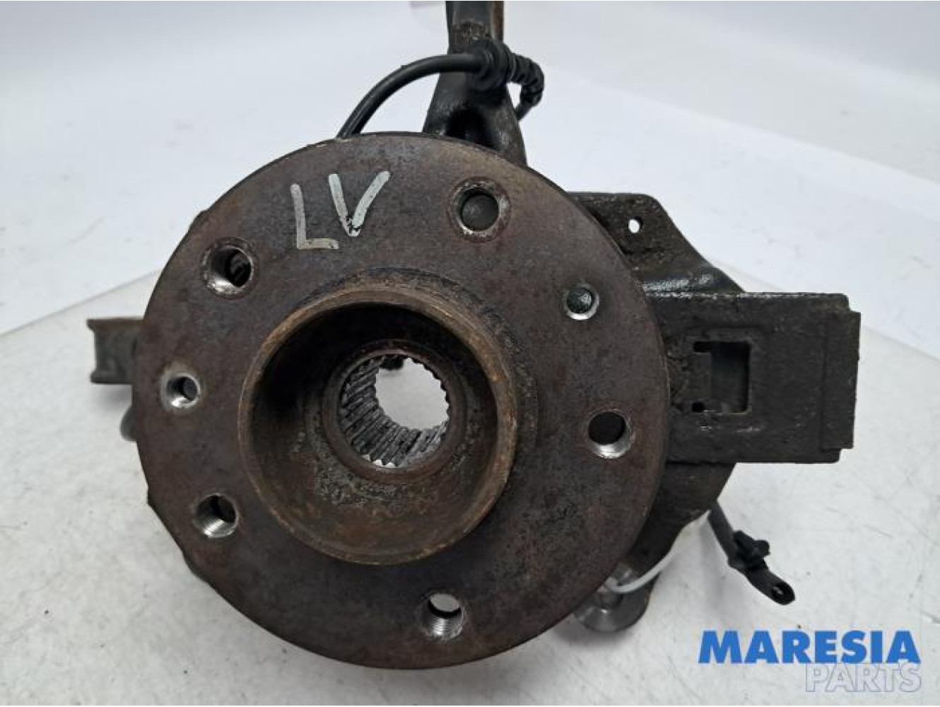 Renault - Grand Scenic - Knuckle, front left