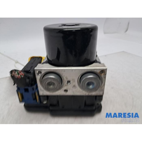 Renault - Grand Scenic - Pompe ABS