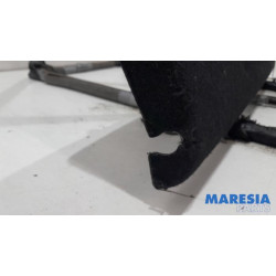 Peugeot - 107 - Hutablage