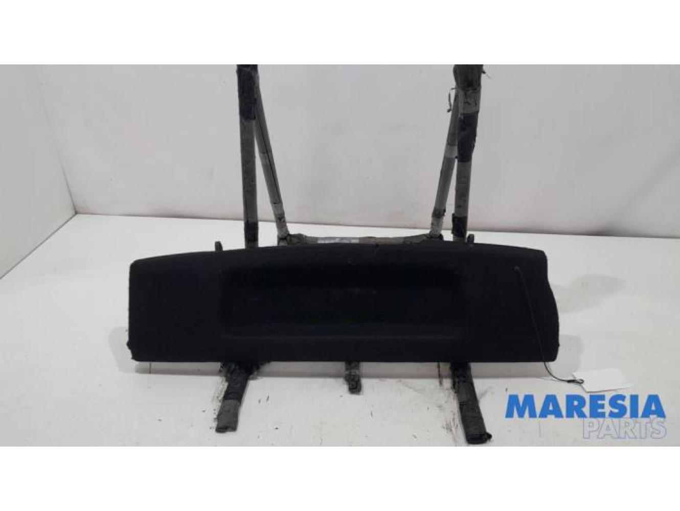 Peugeot - 107 - Hutablage