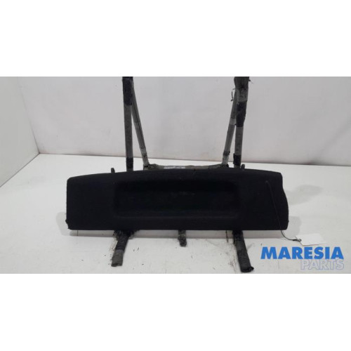 Peugeot - 107 - Hutablage