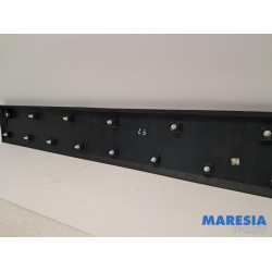 Renault - Trafic - Decorative strip
