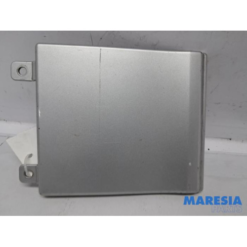 Renault - Trafic - Tankklappe