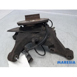 Renault - Trafic - Fusee links-voor