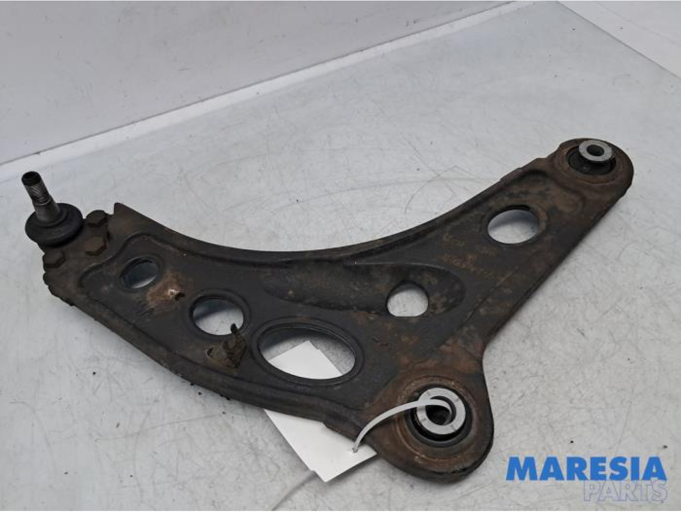 Renault - Trafic - Querlenker rechts vorne