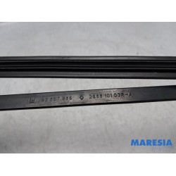 Renault - Trafic - Front wiper arm