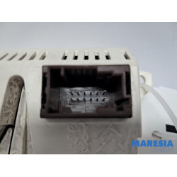 Peugeot - 207 - Display Interieur