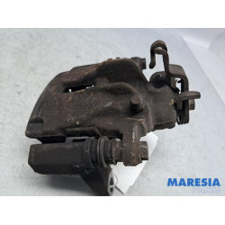 Renault - Trafic - Rear brake calliper, right