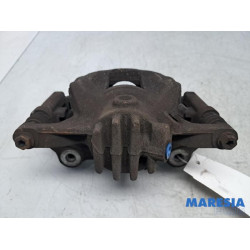 Renault - Trafic - Front brake calliper, right
