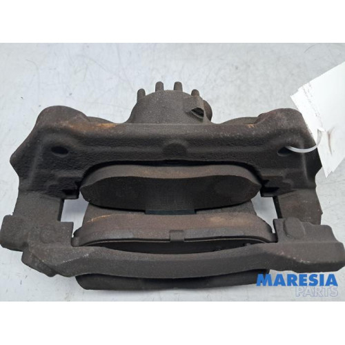 Renault - Trafic - Front brake calliper, right