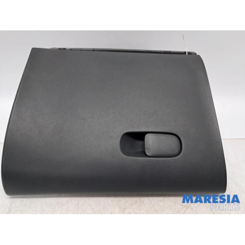 Citroen - C3 - Glovebox