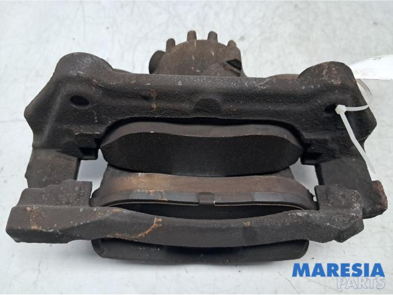 Renault - Trafic - Front brake calliper, left