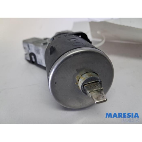 Citroen - C3 - Ignition lock + key