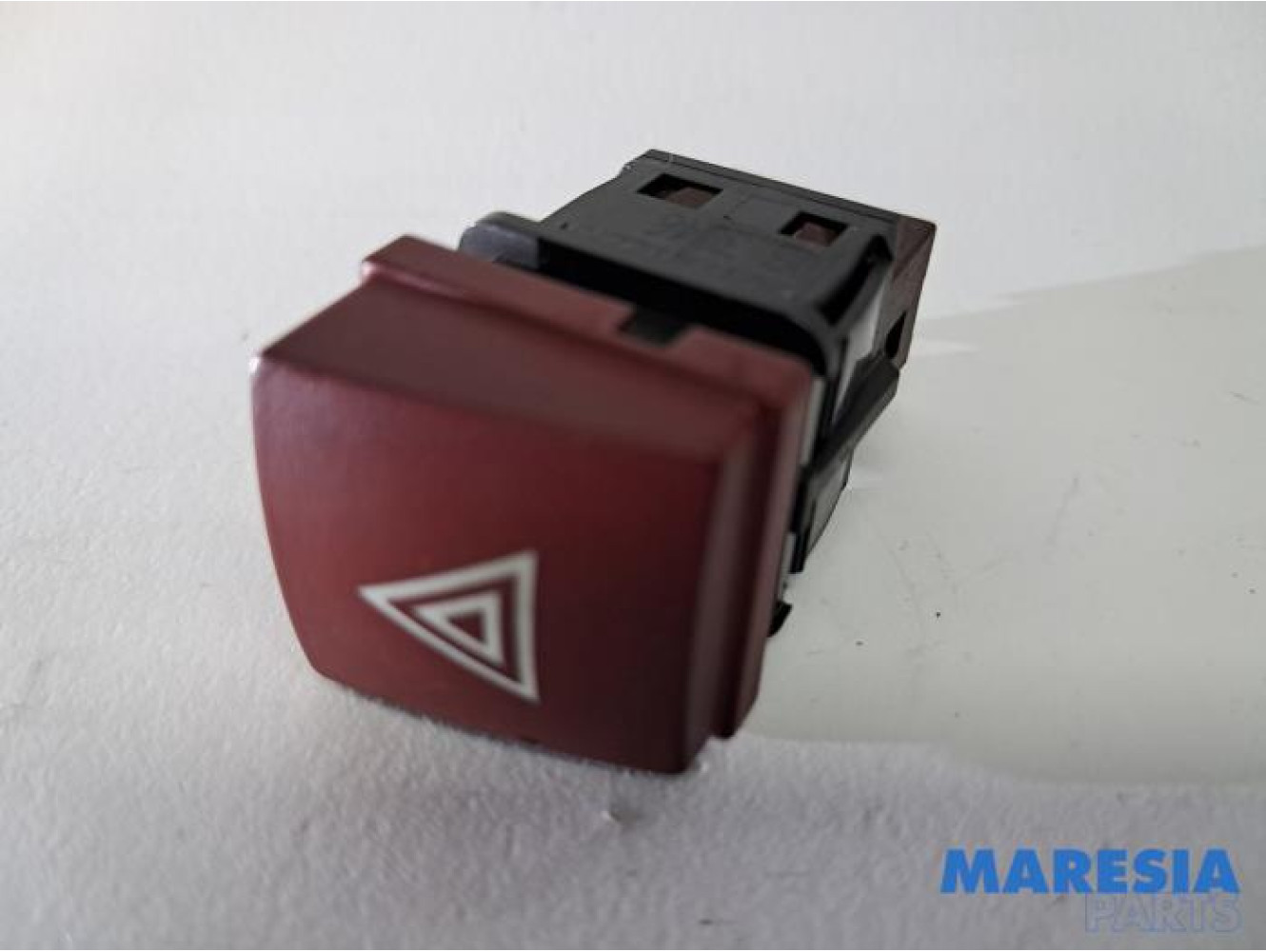 Peugeot - 207 - Panikbeleuchtung Schalter