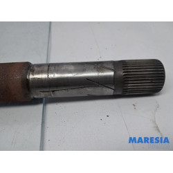 Renault - Trafic - Front drive shaft, right