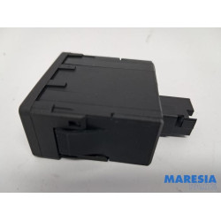 Peugeot - 207 - Leuchtweitenverstellung LWR