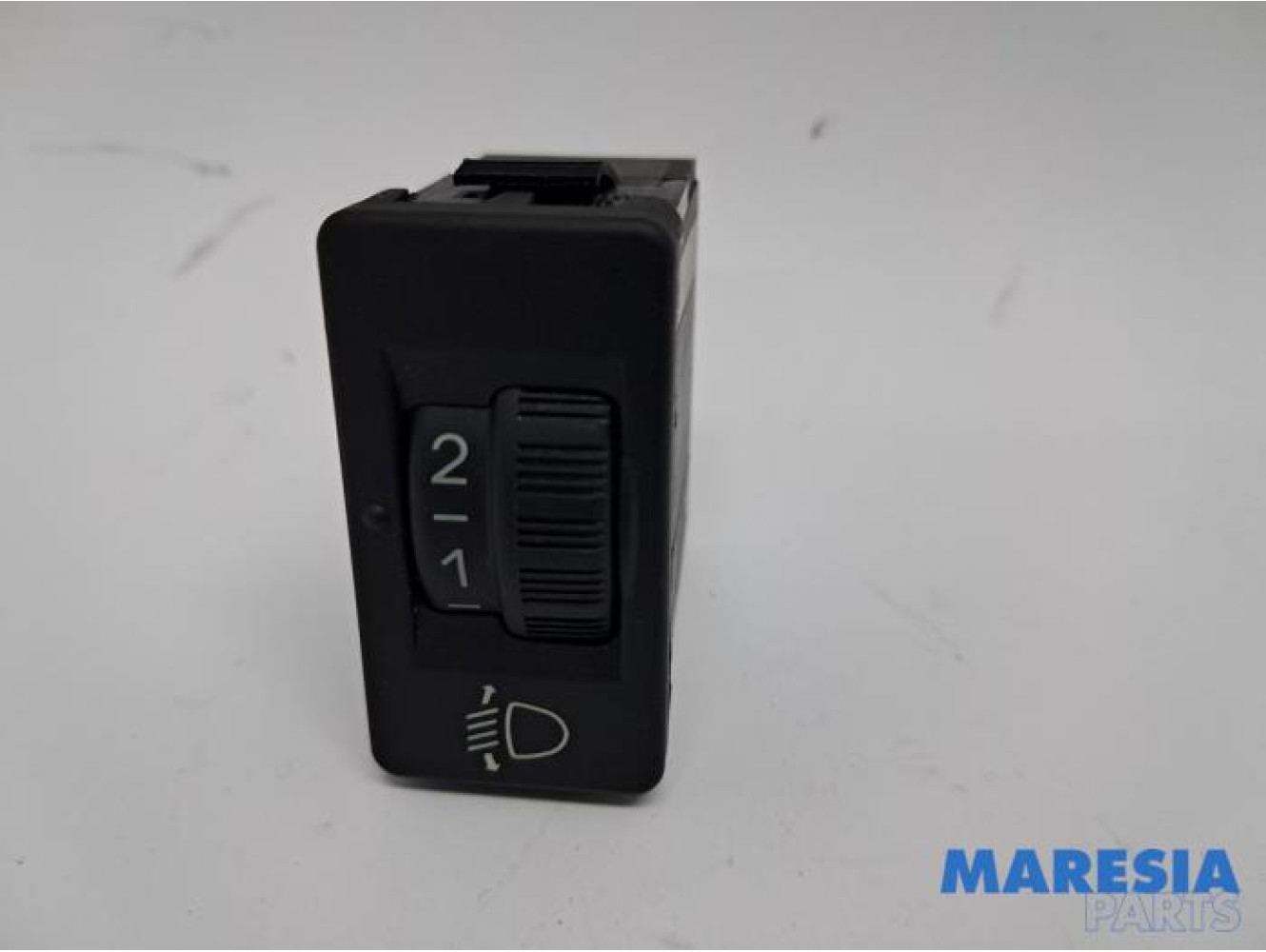 Peugeot - 207 - Leuchtweitenverstellung LWR