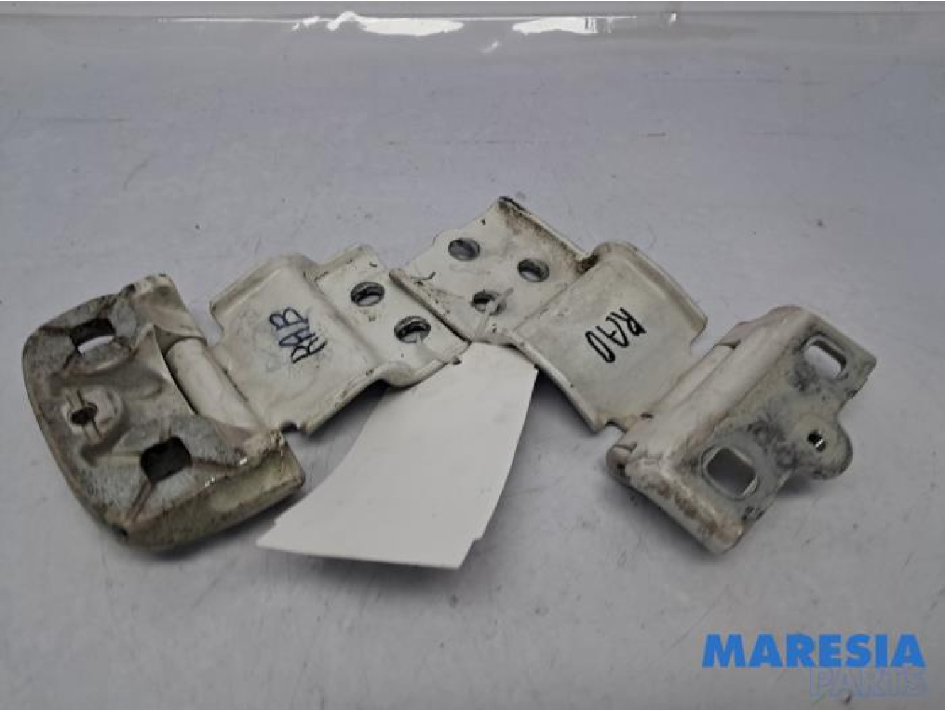 Fiat - Ducato - Tailgate hinge