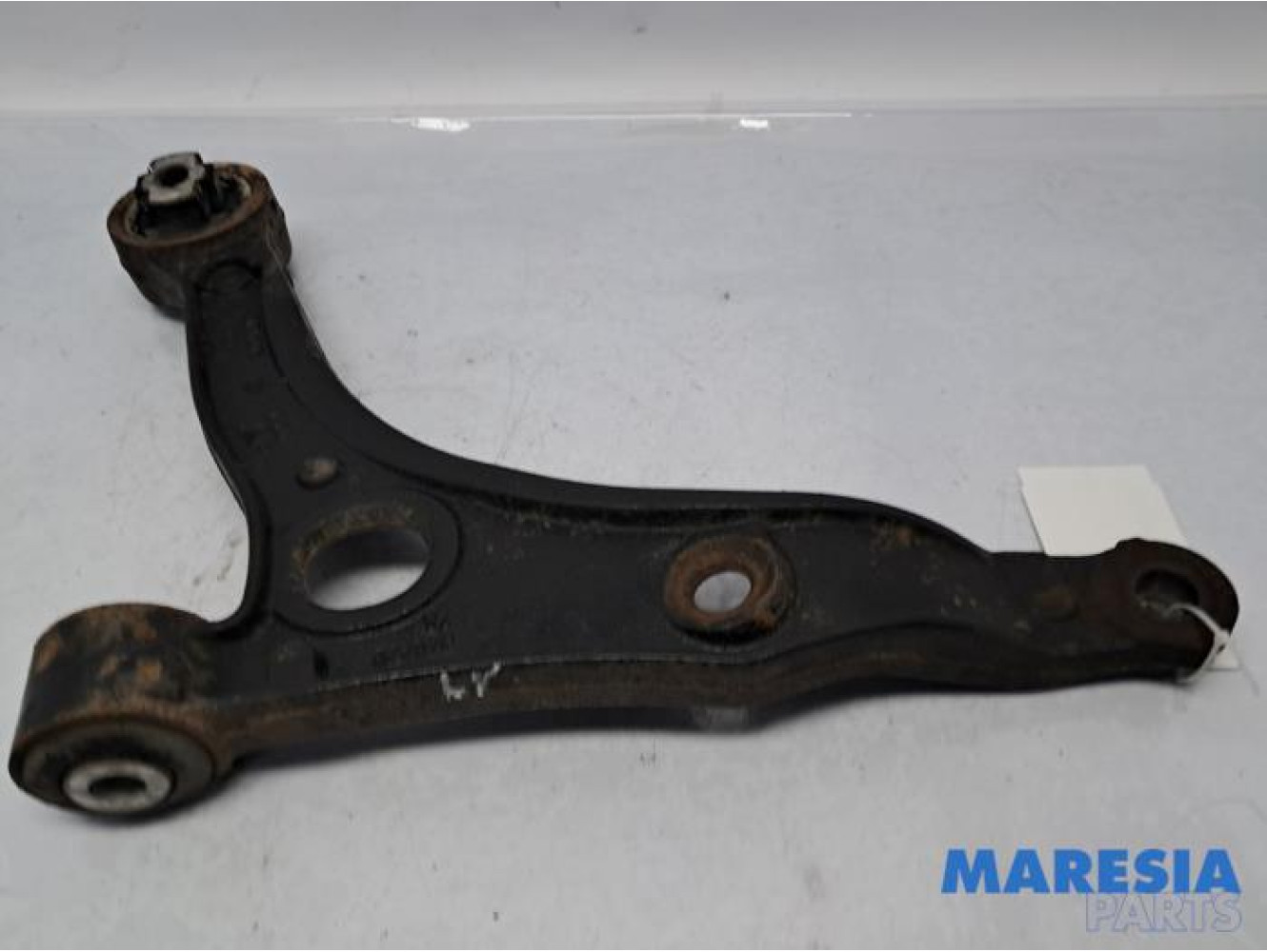 Fiat - Ducato - Draagarm onder links-voor