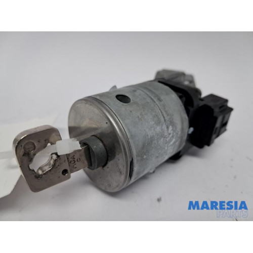 Peugeot - 207 - Kontaktslot+Sleutel