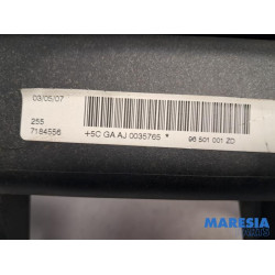 Peugeot - 207 - Airbag genou gauche