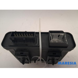 Peugeot - 207 - Ordinateur toit escamotable