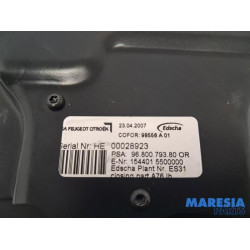 Peugeot - 207 - Cabriodach Verriegelung