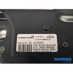 Peugeot - 207 - Convertible lock