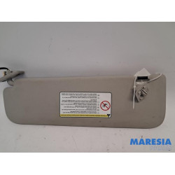 Peugeot - 207 - Sonnenblende