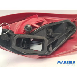 Peugeot - 207 - Taillight, left