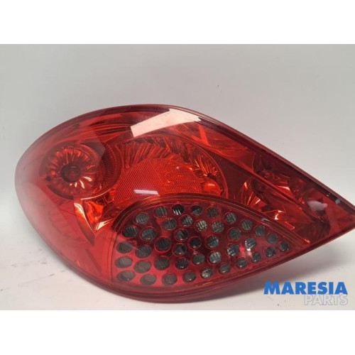 Peugeot - 207 - Achterlicht links