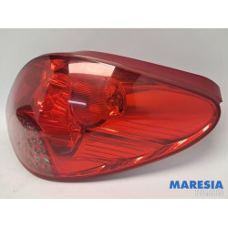 Peugeot - 207 - Taillight, right