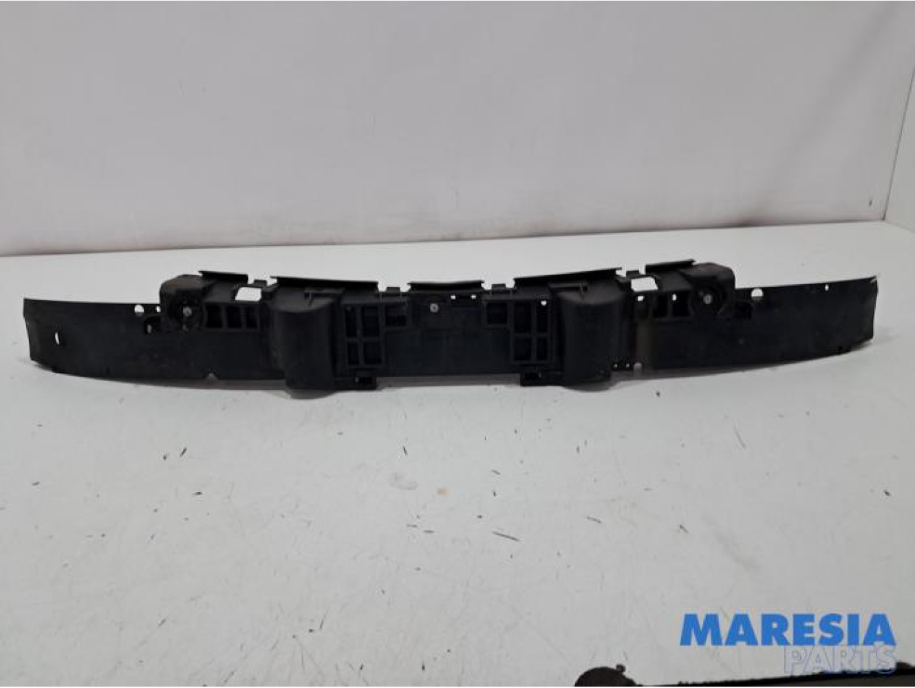 Opel - Astra - Cadre pare-chocs avant