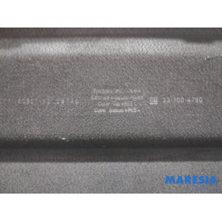 Opel - Astra - Plage arrière