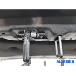 Peugeot - 208 - Motorkap