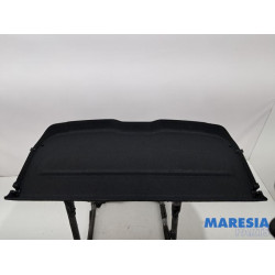 Peugeot - 208 - Hutablage