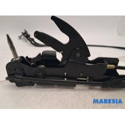 Peugeot - 207 - Convertible lock