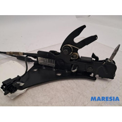 Peugeot - 207 - Convertible lock