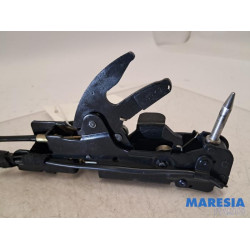 Peugeot - 207 - Cabriodach Verriegelung