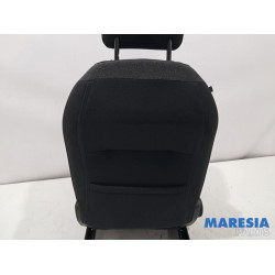 Peugeot - 208 - Stoel rechts