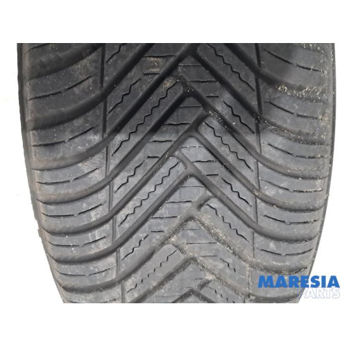 Peugeot - 208 - Band