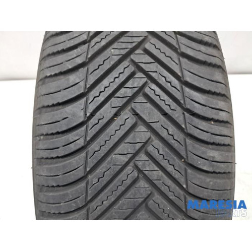 Peugeot - 208 - Band