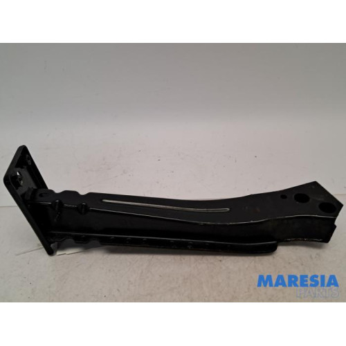 Fiat - 500 - Frontdeel steun