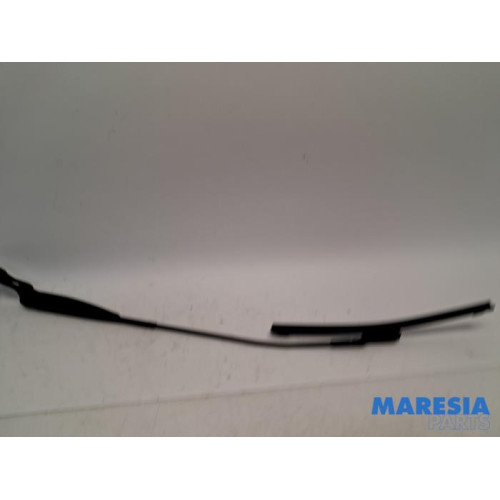 Fiat - 500 - Front wiper arm