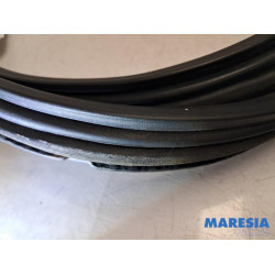 Peugeot - 107 - Front door seal 4-door, right