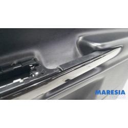 Alfa Romeo - Giulietta - Front door trim 4-door, right