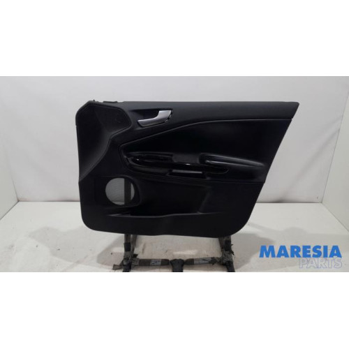 Alfa Romeo - Giulietta - Front door trim 4-door, right